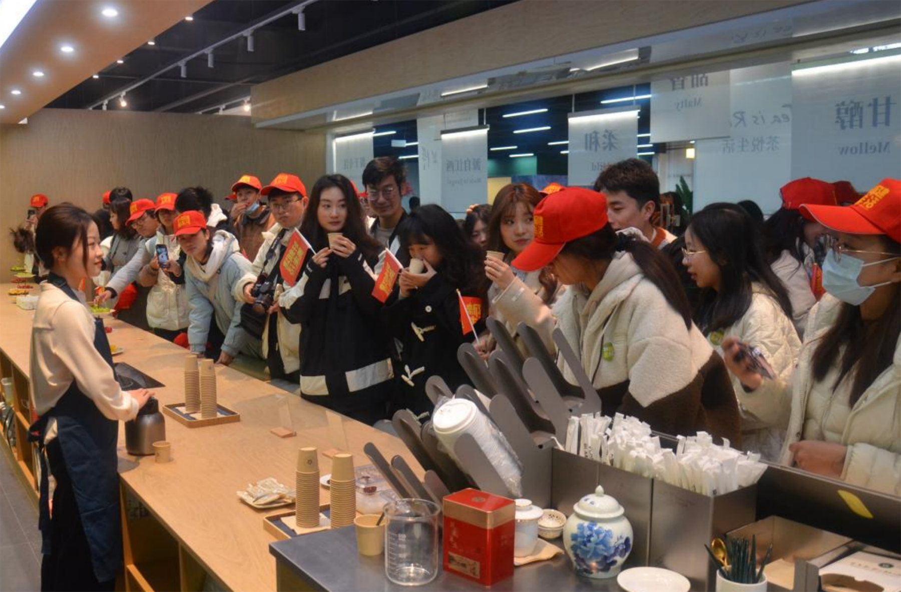 林恩茶现代城市工场体验中心