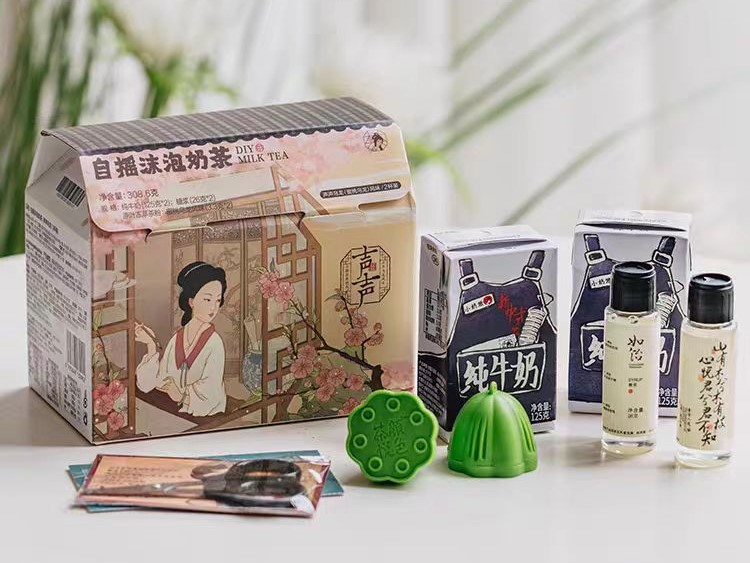  茶颜悦色自摇沫泡奶茶