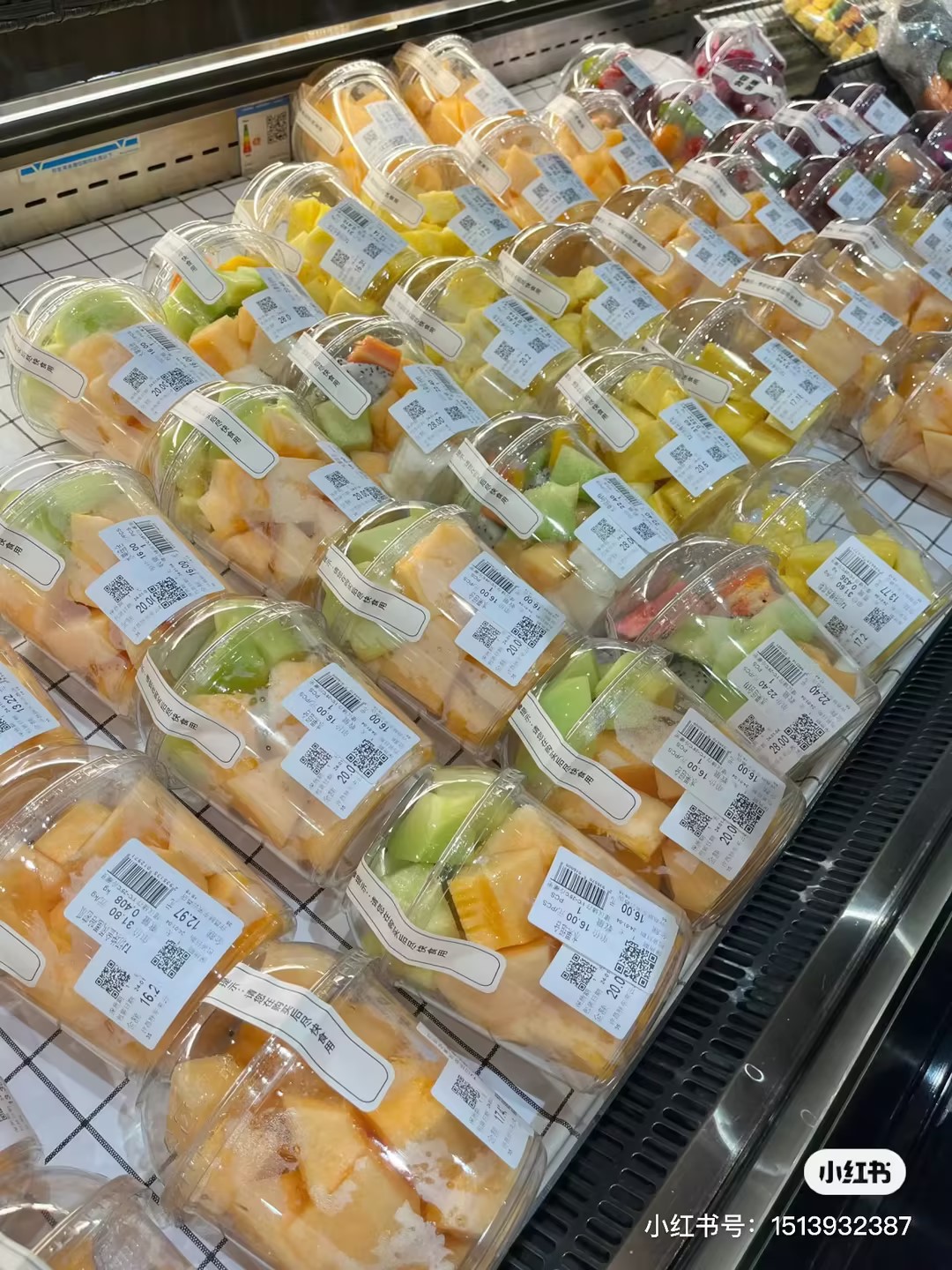 胖东来许昌时代广场店销售的果切